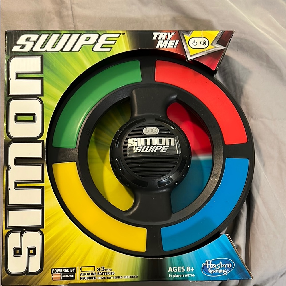 Hasbro Simon Swipe Game